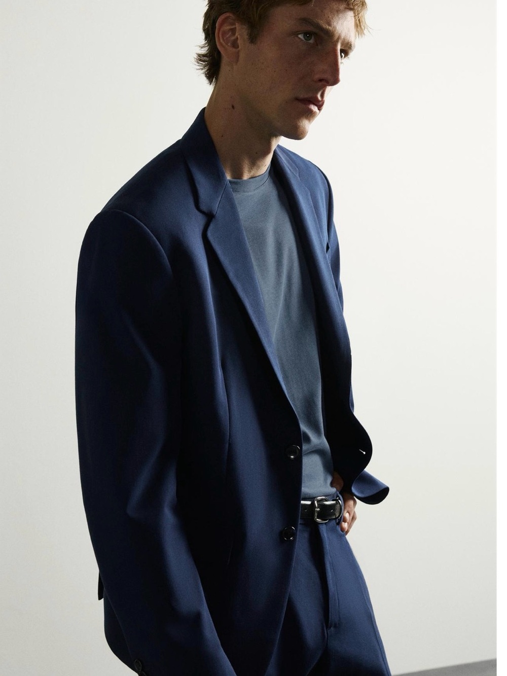 Zara Men's Navy Blue Two-Button slim fit Blazer 38